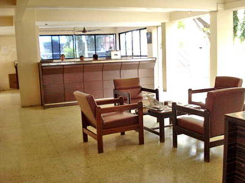 Hotel Meru Pune Exterior photo